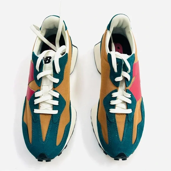 New Balance 327 - Picture 2 of 6